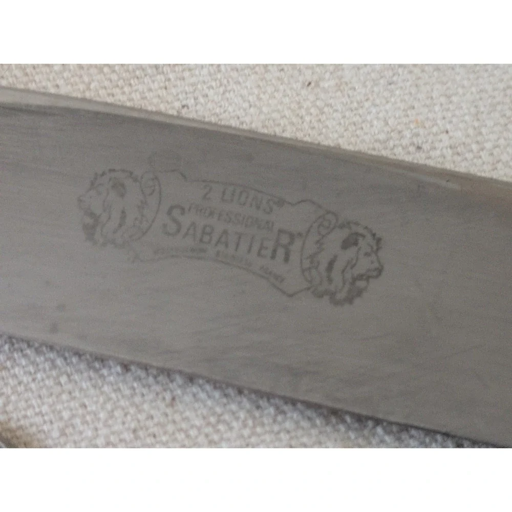 Sabatier 2 Lions Slicing Carving Knife Black Handle‎ 8 in Blade